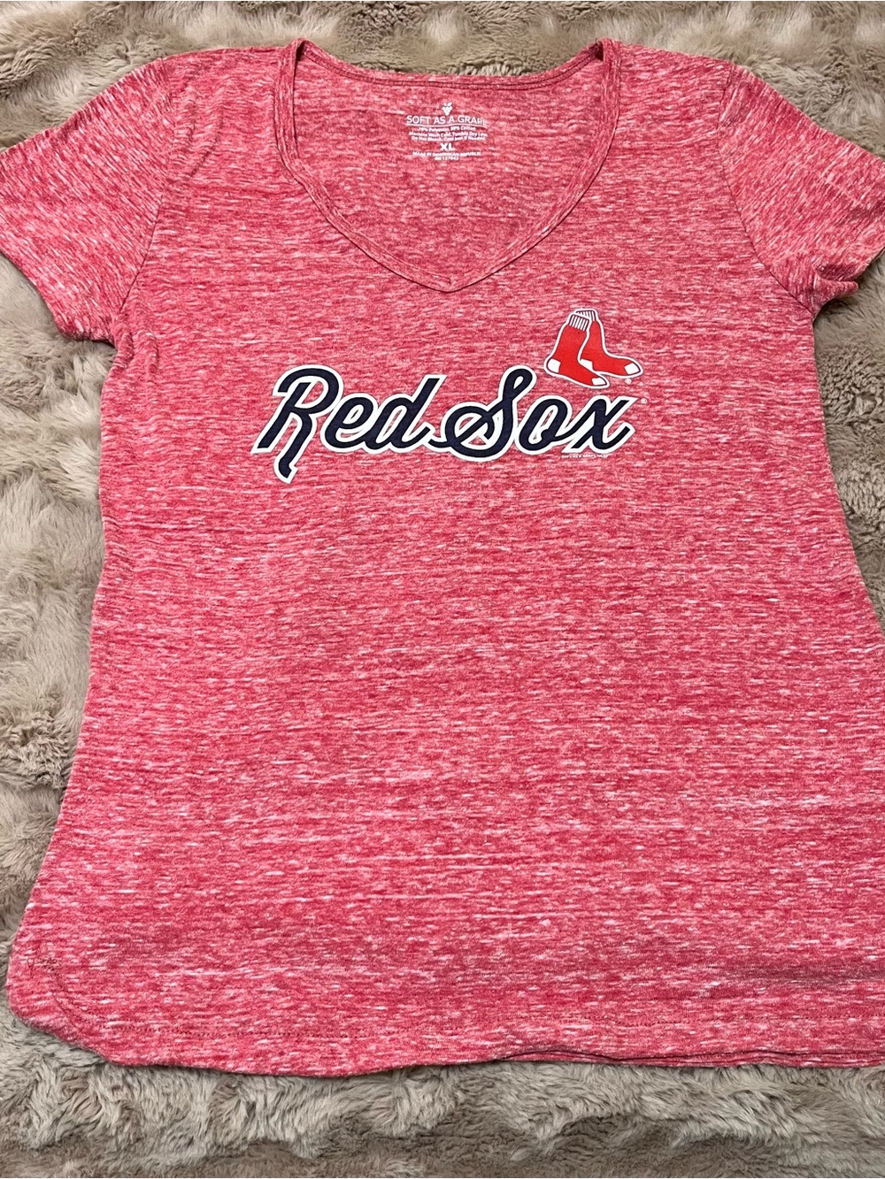 Boston Red Sox Soft As A Grape Red V-Neck Shirt XL